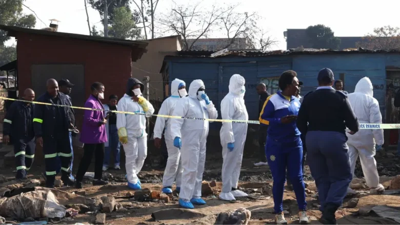 Attaque armée meurtrière dans un bidonville de Johannesburg