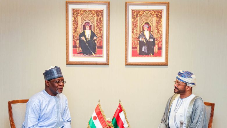Le Niger cherche à attirer les investissements d'Oman pour diversifier ses partenariats économiques
