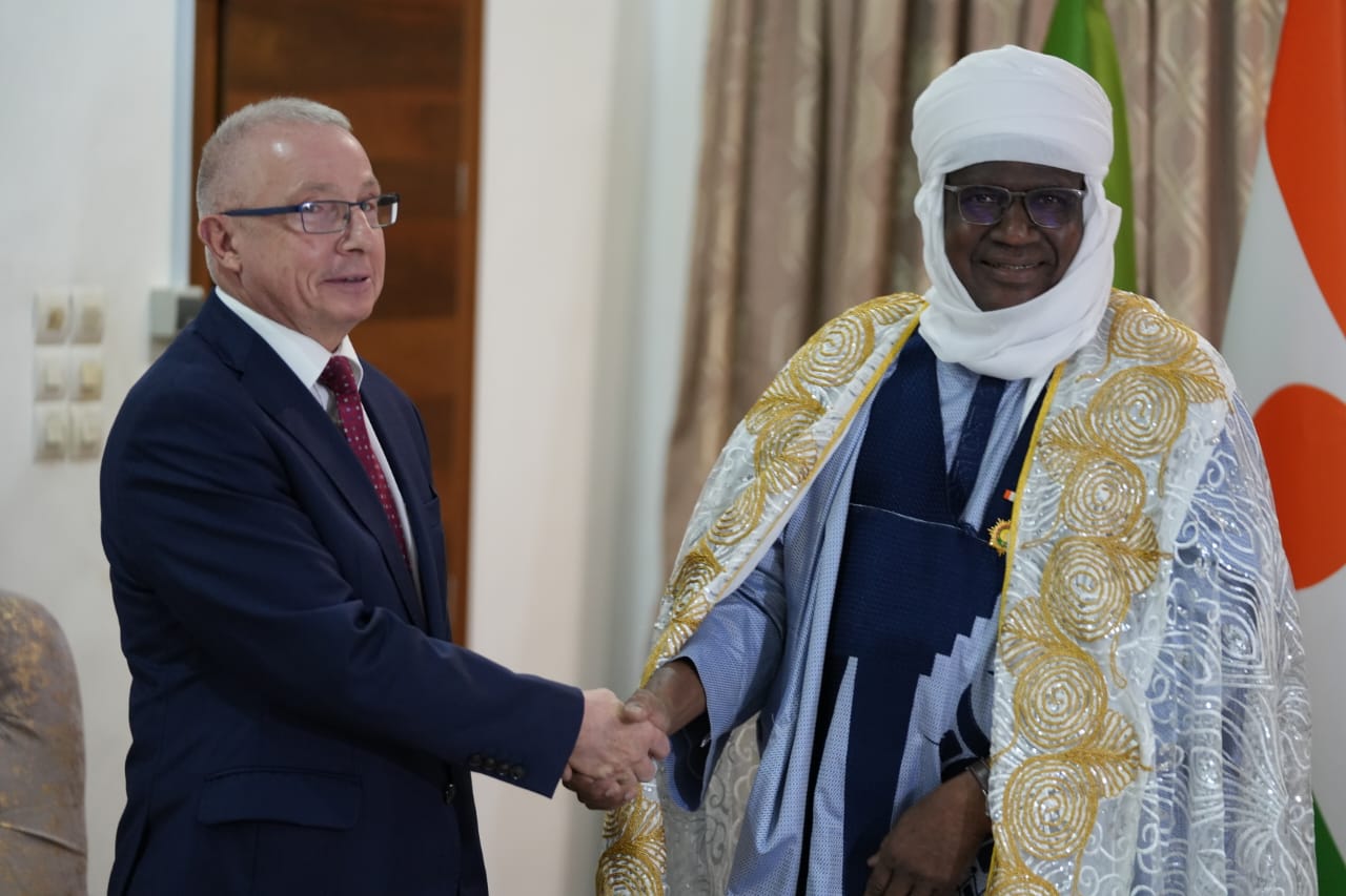 Rencontre entre le Niger et la Russie à Niamey : Consolidation des Liens Bilatéraux