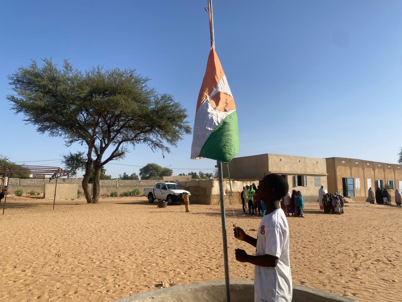 Diffa Education Director Visits Maloumdi School Complex
