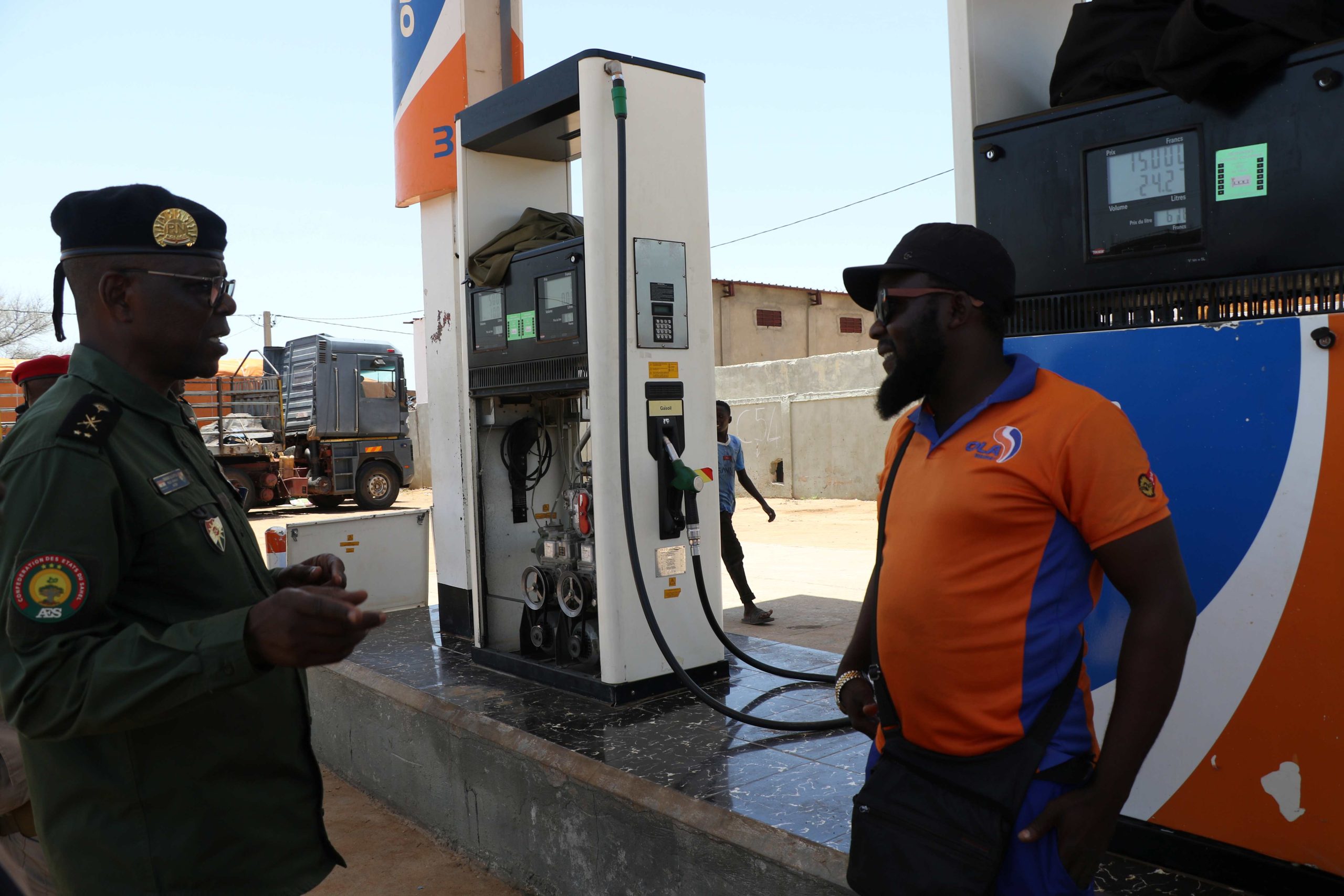 Le Gouverneur de Maradi s'attaque à la pénurie de carburant
